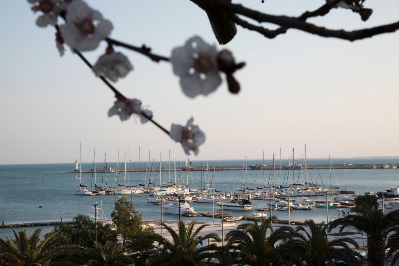 La Dolce Vista - B&B Di Charme Manfredonia Exterior photo