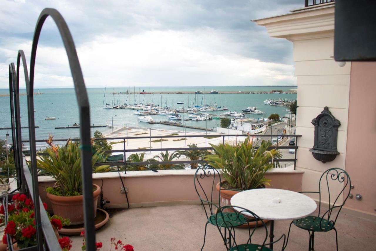 La Dolce Vista - B&B Di Charme Manfredonia Exterior photo