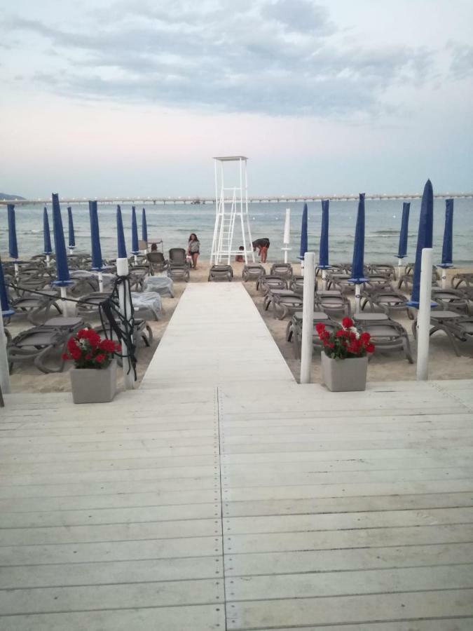 La Dolce Vista - B&B Di Charme Manfredonia Exterior photo